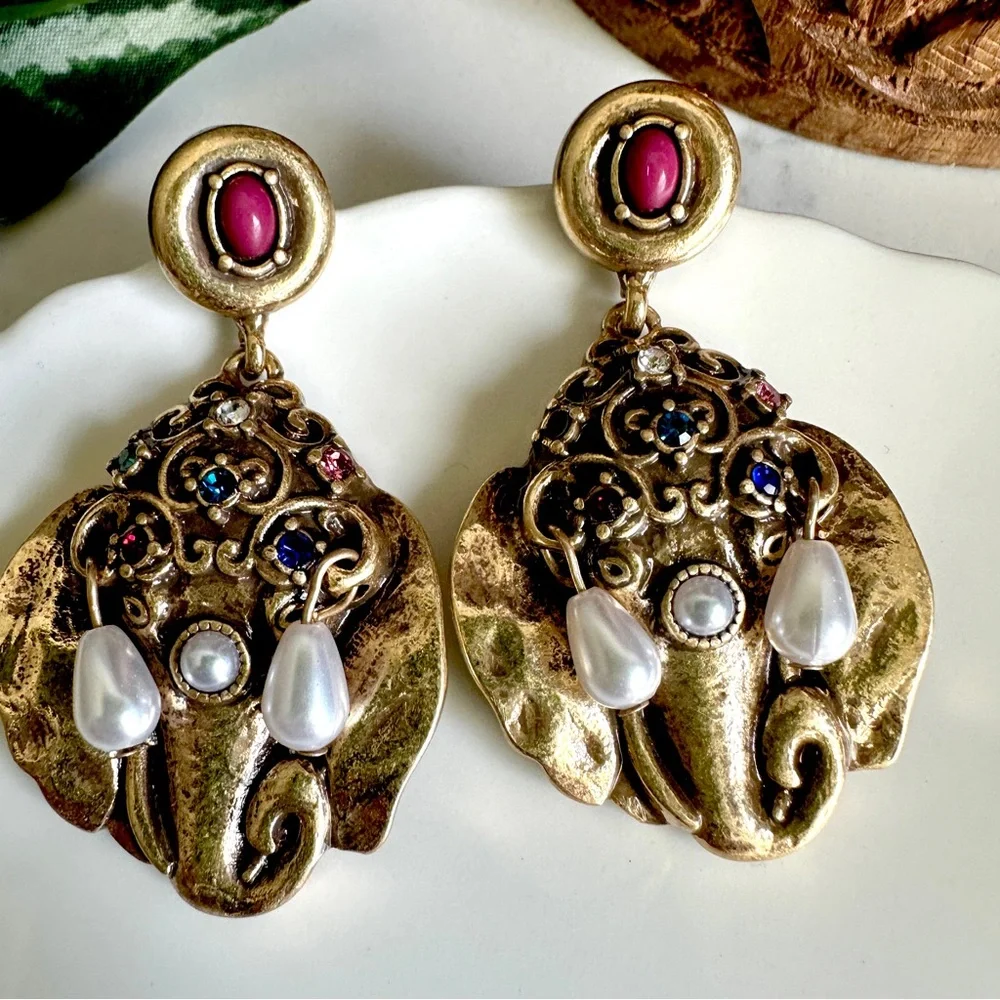 2/$30🌵 Vintage Style Elephant Earrings Gold Colorful Stones Faux Pearl Boho NEW - Picture 3 of 10